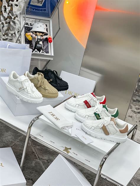 sneaker dior 2021|christian dior sneakers for women.